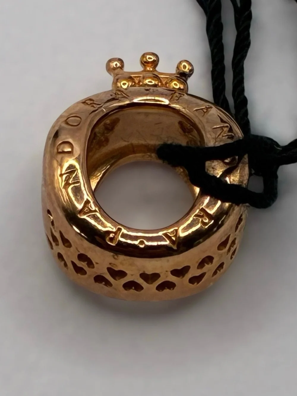Pandora authentic rose